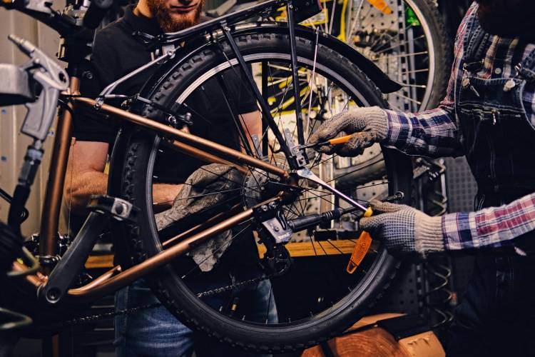 Skift slange på cykel: trin-for-trin guide (med video)
